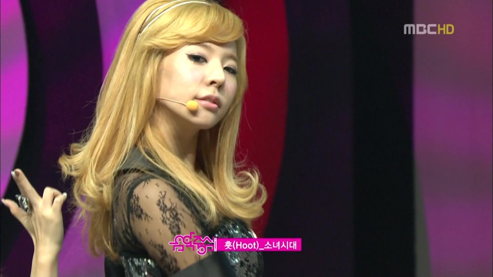 2] 101030 MBC Show! Music Core SNSD My Best Frieds &amp; 훗(HOOT).tp_02778.jpg