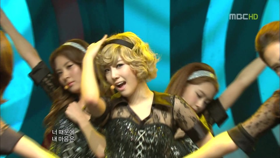 2] 101030 MBC Show! Music Core SNSD My Best Frieds &amp; 훗(HOOT).tp_03045.jpg