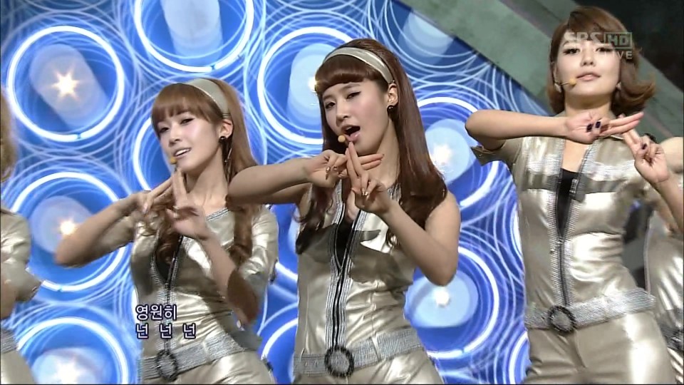 2] 101031 SBS Inkigayo SNSD 少女時代  Mistake   훗(Hoot).tp_02916.jpg