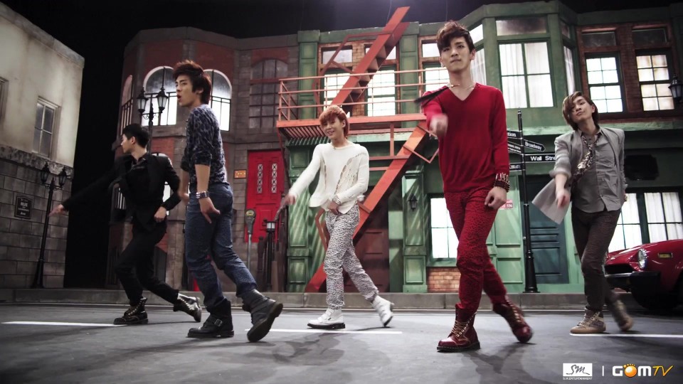 [MV]%20SHINee%20-%20Hello%20(Full%20HD)_avi_20101009_205038.jpg