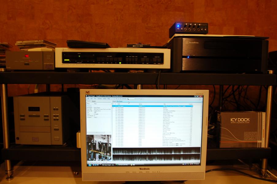 系統圖.  前方 Monitor 為監看使用