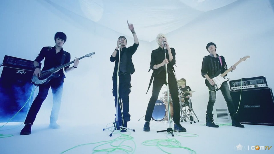 [hd.club] LEDApple - DASH (GOM) [MV]-2.JPG