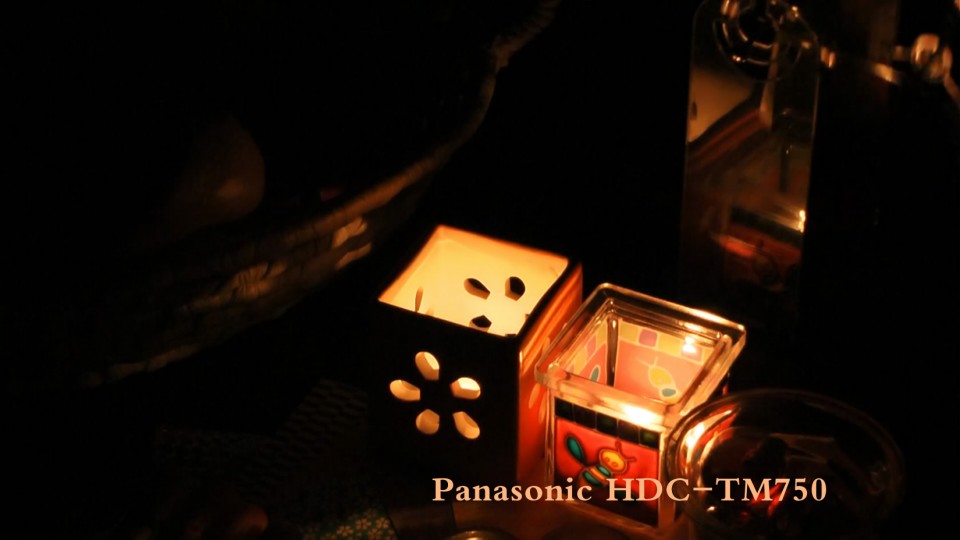 HDC-TM750 room1_00000.jpg