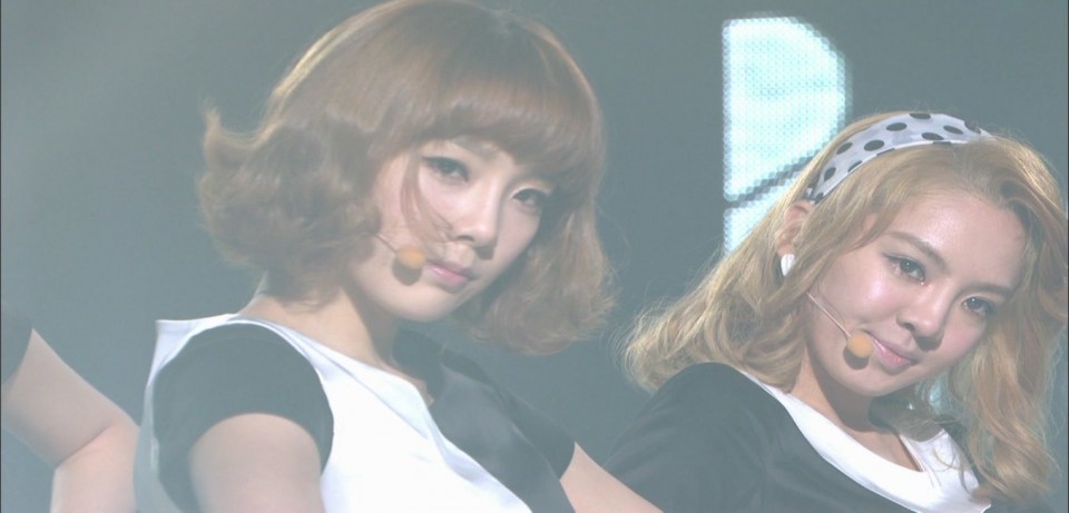 쇼 음악중심.101204.소녀시대 Hoot.HDTV.MPEG2.1080i-JamShil[(005877)14-41-20].JPG