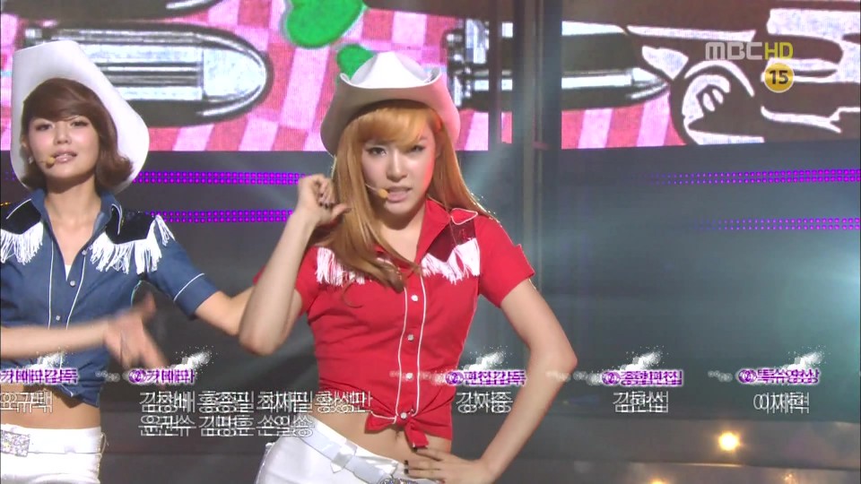 101106 MBC Show! Music Core SNSD 훗(Hoot).tp_05362.jpg