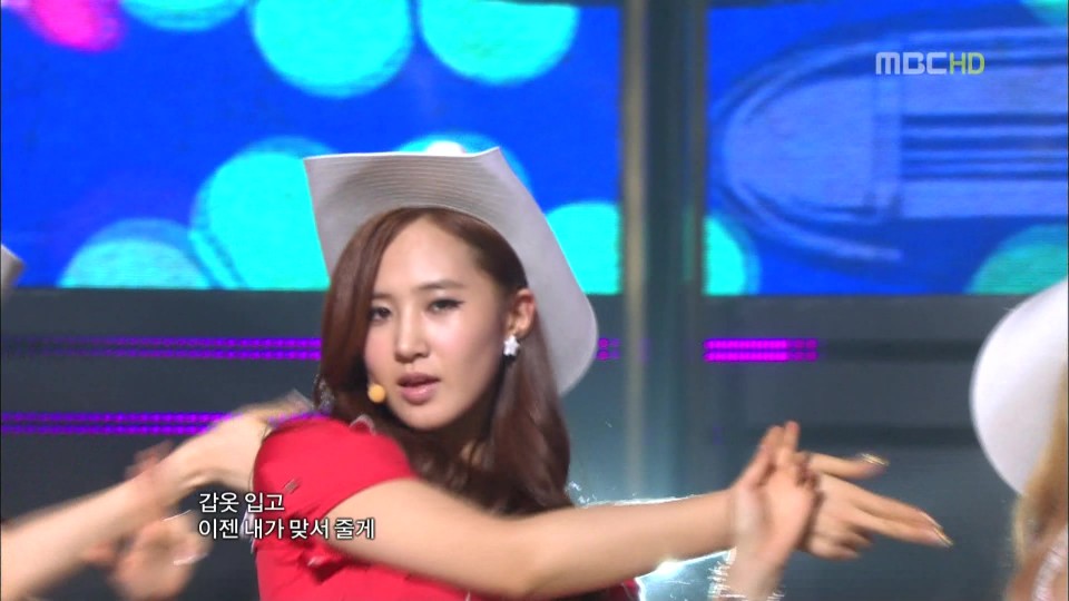 101106 MBC Show! Music Core SNSD 훗(Hoot).tp_01476.jpg