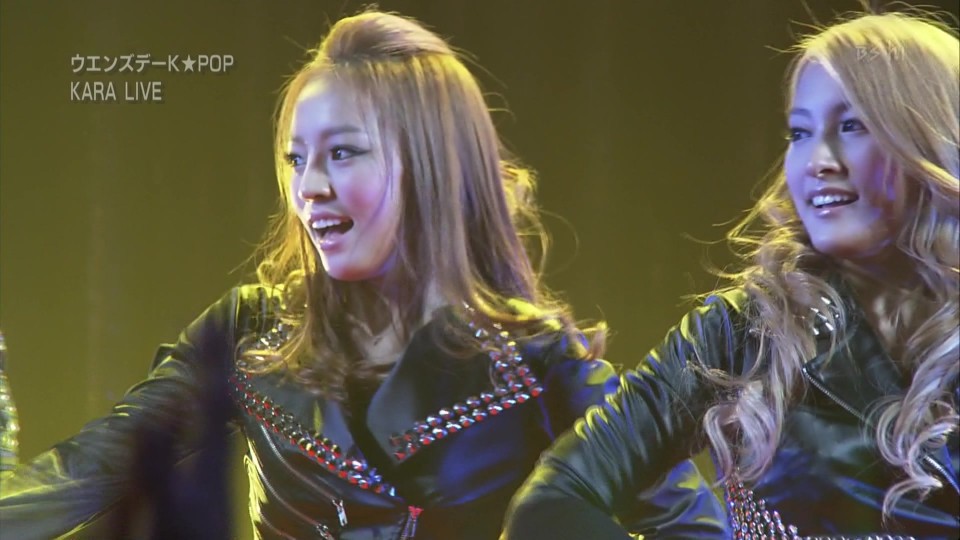 101111 NHK (BShi) WEDNESDAY J-POP KARA - Jumping &amp; Mr.ts_12098.jpg
