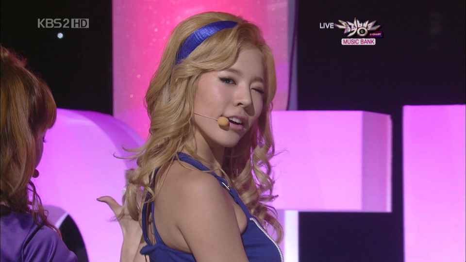 2] 101112 KBS2 Music Bank SNSD 少女時代 - 훗(Hoot) NO.1.tp_02570.jpg
