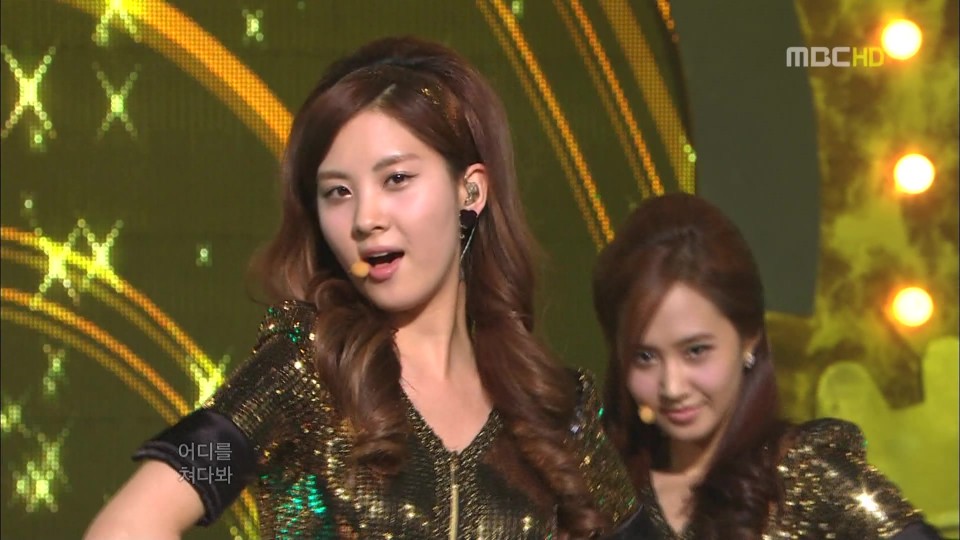 2] 101113 MBC Show! Music Core SNSD - 훗(Hoot).tp_01425.jpg