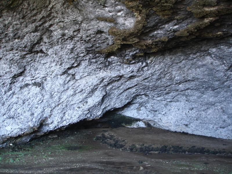 這裡以前死很多人，在地的說的