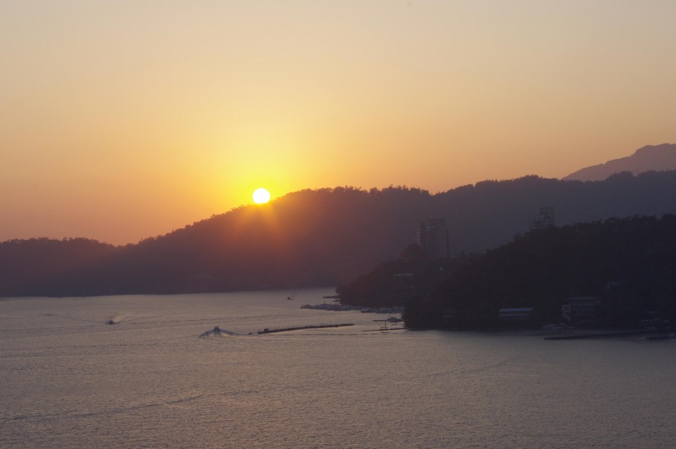 2010年日月潭最後的夕陽