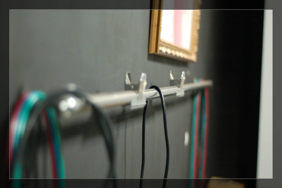 自認可調式的吸音架（第一反射點）掛毛毯