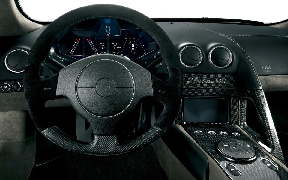 lamborghini-reventon-widescreen-010.jpg