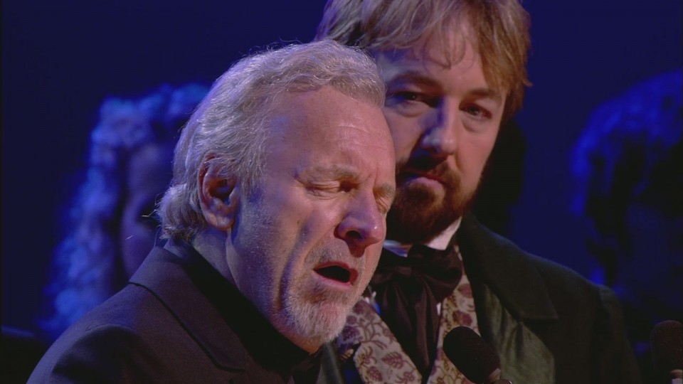 Les.Miserables.in.Concert.II.The.25th.Anniversary.2010[(093966)15-31-53].JPG
