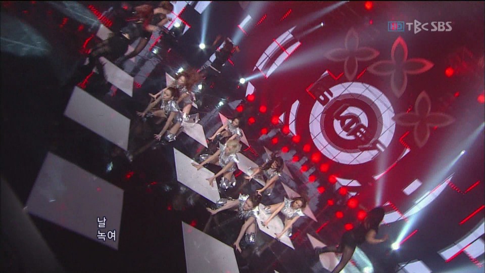 [2011.04.17] 라니아 - Dr. Feel Good (SBS 인기가요).JPG