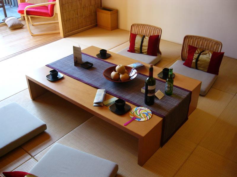 L01.JPG