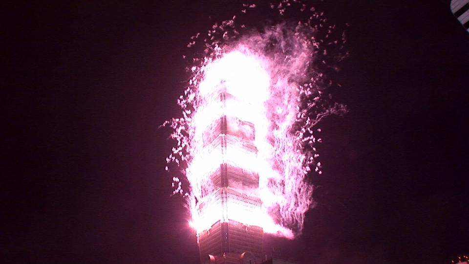 101Firework[(000934)00-49-30].JPG