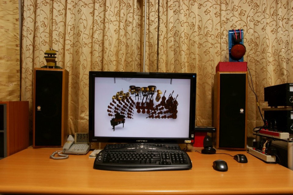 房間音響 電腦喇叭2.1聲道.jpg