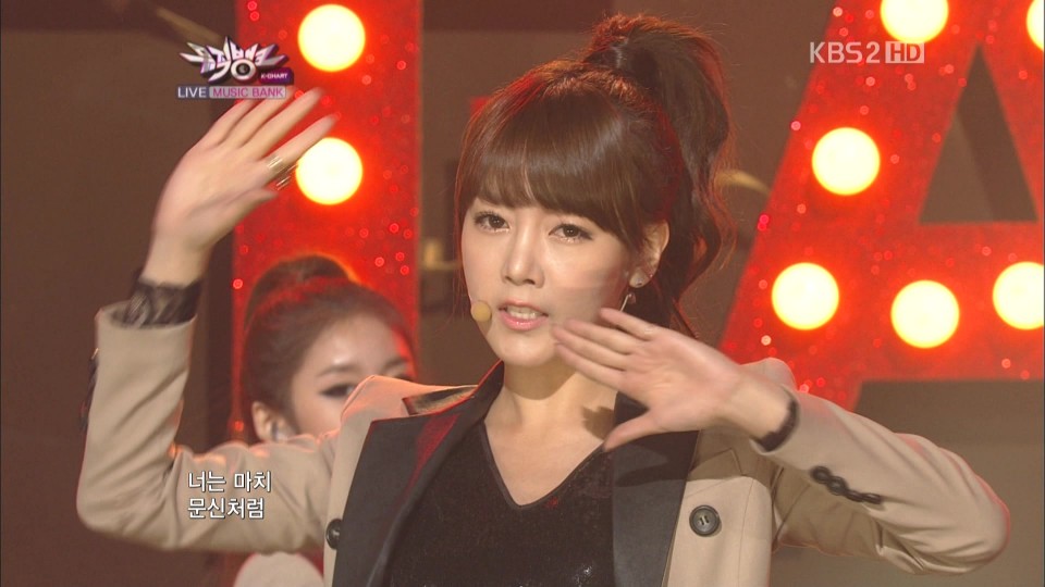 [11.12.02] 뮤직뱅크 티아라 [ Cry Cry ].tp_20111203_160257.jpg