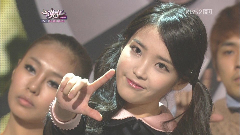 [bearwu] 111202 KBS2 IU - Uncle   You & I (19.4).tp_20111203_164909.jpg