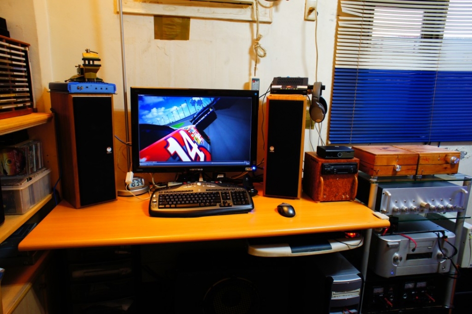 房間 電腦桌 (5) [最大闊度 1024 最大高度 768].jpg