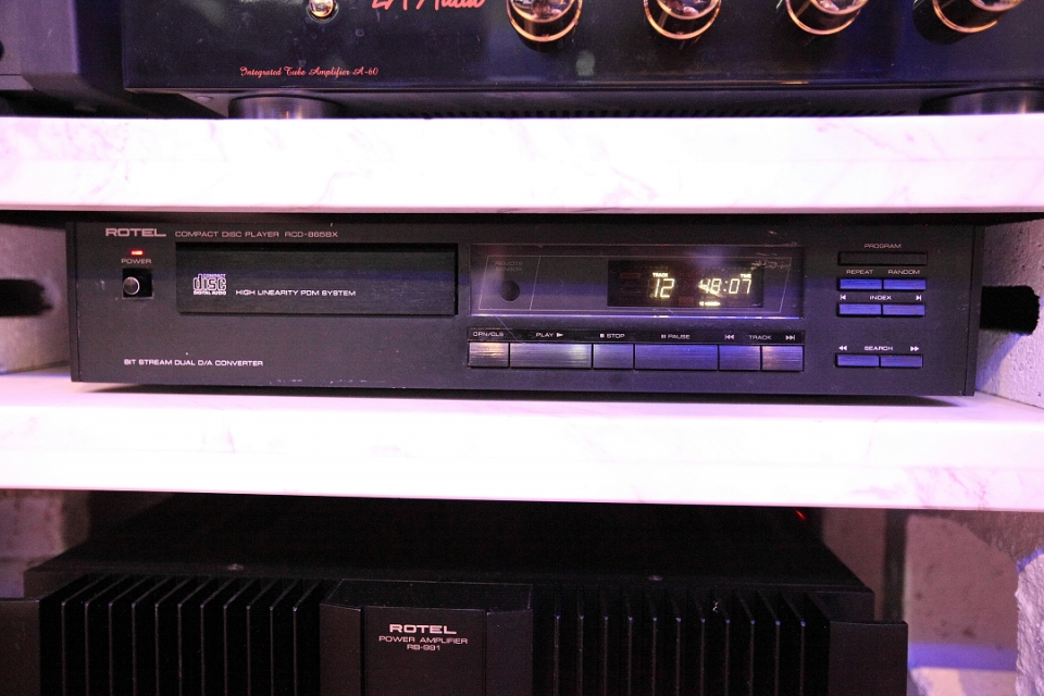 ROTEL 865.JPG