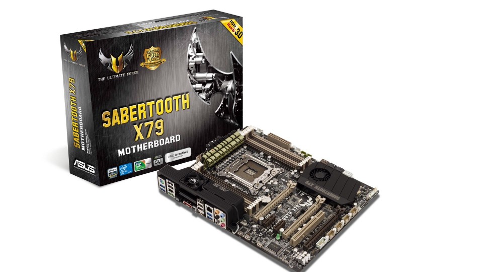 新上市的TUF SABERTOOTH X79.jpg