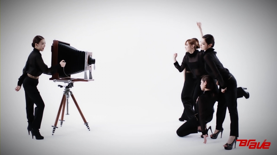 Brave Girls  - 最近的你(Melon720p).mp4_000126960.jpg