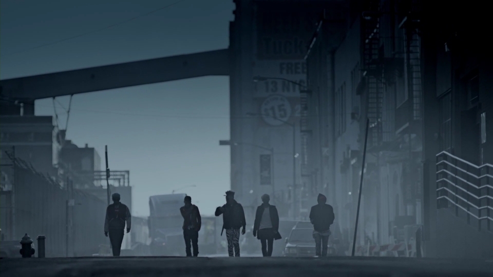 Big Bang - Blue(Bugs)1080P.mp4_000236069.jpg