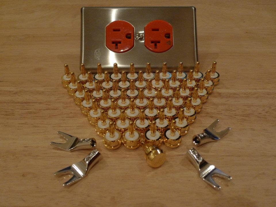 421145_3266856323684_1635573212_2821163_1013458713_n.jpg