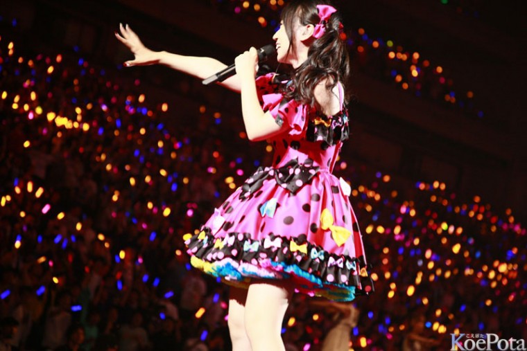 水樹奈々3.jpg