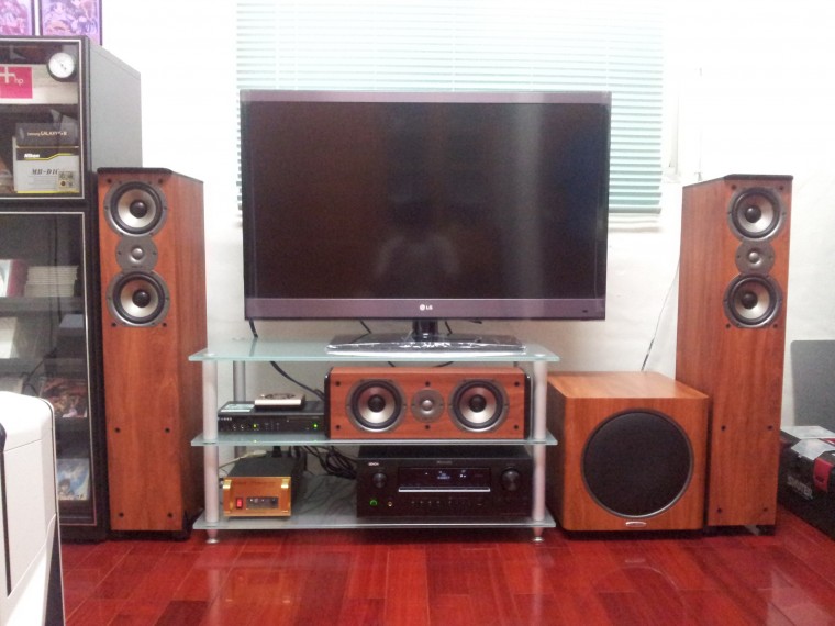 新買的音響架@@"