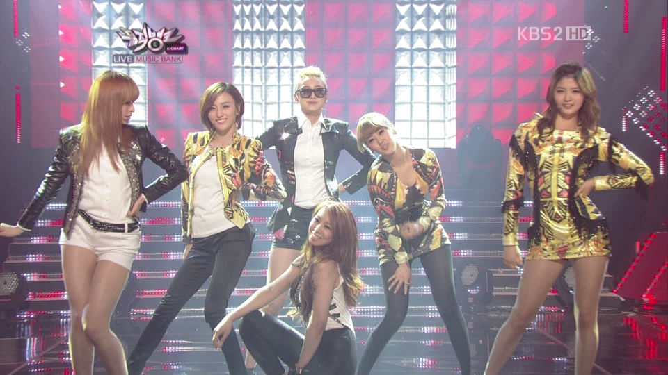 120323 KBS Music Bank EXID - Whoz That Girl.tp_snapshot_03.28_[2012.03.23].jpg