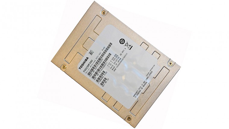 1.Toshiba PX系列企業級固態型硬碟產品圖.jpg