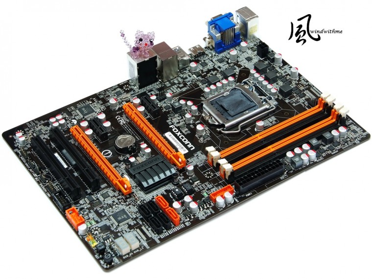 FZ7702.jpg