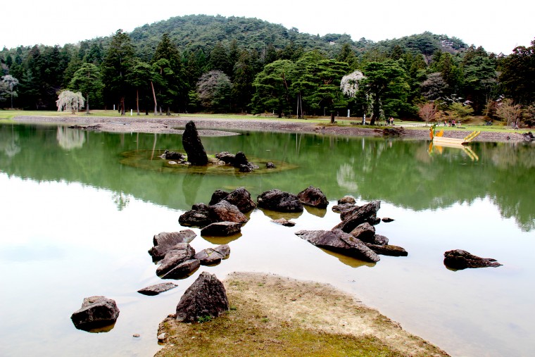 平泉毛越寺淨土庭園