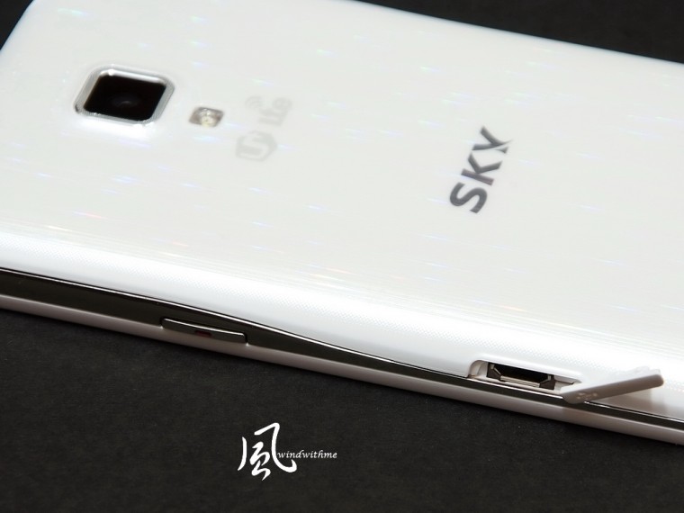 SA820L19.jpg
