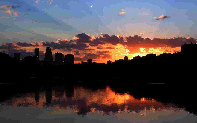 01334_minneapolissunset_2560x1600.jpg