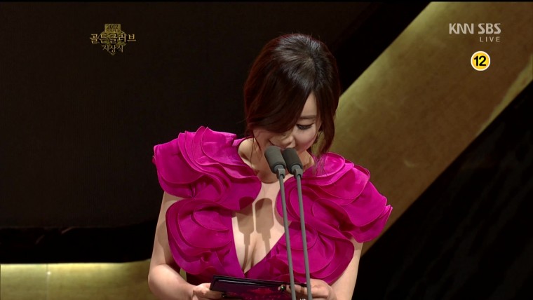 [12.12.11] 2012 골든글러브 시상식 홍수아CUT02.jpg