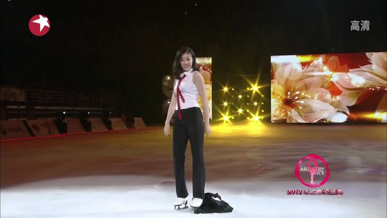 [HDTV][1080P] キム・ヨナ - All of Me (東方衛視  ARTISTRY on ICE 2012 ~氷上雅姿盛.jpg