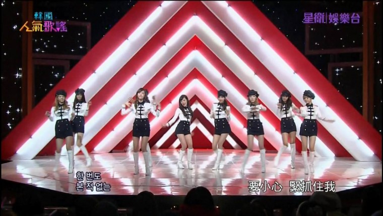 調整大小111225 人氣歌謠 SNSD - Mr. Taxi (中字版).ts_20121223_194526.952.jpg