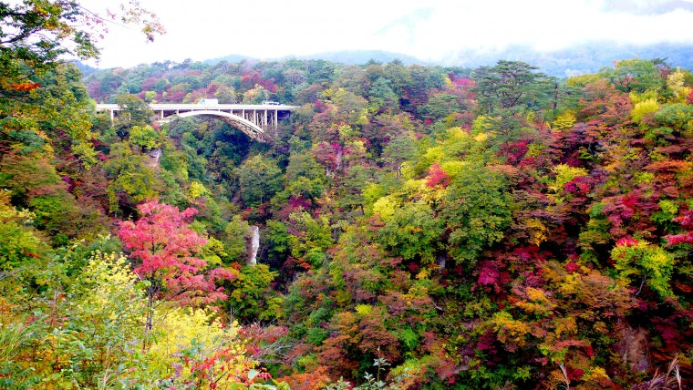 鳴子峽
