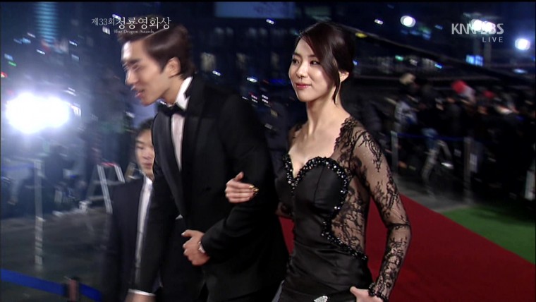 121130 SBS 청룡영화제 여배우 레드카펫CUT.04.jpg