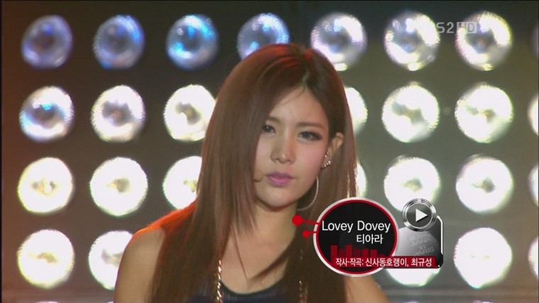 TARA - (120218.KBS音乐银行 in 巴黎) 谎言 因为你而疯 bo peep bo peep 为什么这样 .jpg