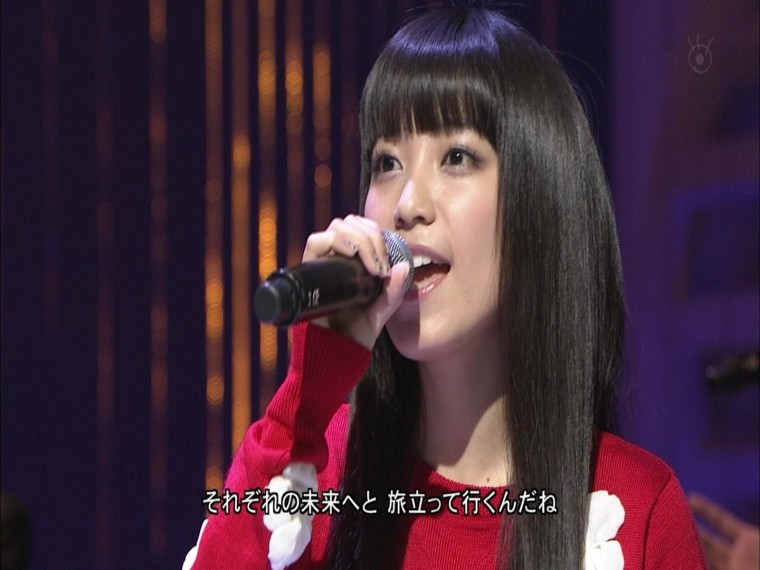 [HDTV][1080P] miwa×AKB48 岩佐美咲×チキンガーリックステーキ - 桜の花びらたち (M.jpg