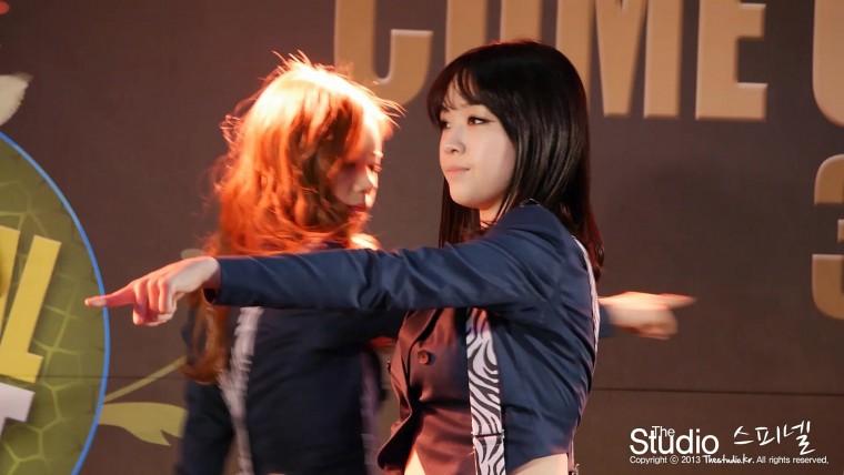 20130423 청평화 패션몰 30주년 축제 걸스데이 민아.jpg