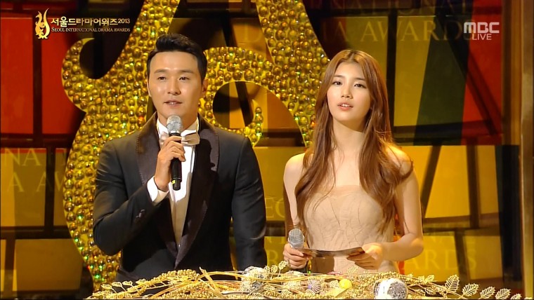 130905 MBC 서울 드라마어워즈 2013 수지cut (2.12GB) 1080i-DC수지갤01.jpg