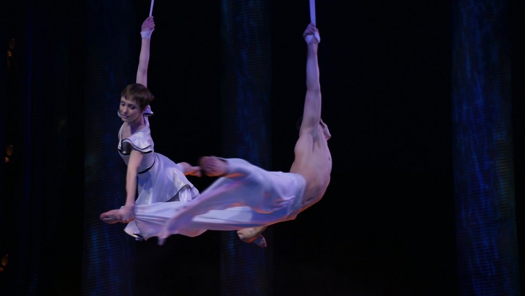 cirque.du.soleil.worlds.away.03.jpg