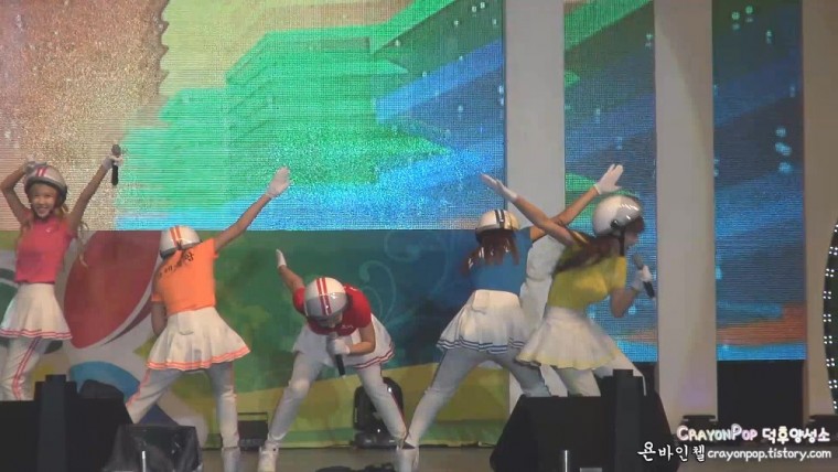 130930 크레용팝(Crayon pop) 청원 청주 통합 특집 콘서트 직캠 by 욘바인첼.mp4.JPG.jpg