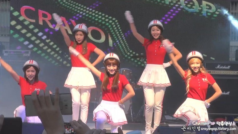 130926 크레용팝(Crayon Pop) 서울대학교 공과대학축제 직캠 by 욘바인첼.mp4.JPG.jpg
